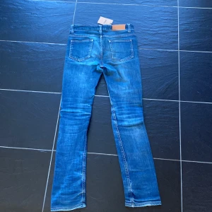 Acne jeans - Slim fit acne jeans i bra skick