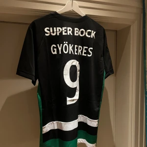 Sporting CP GYÖKERES - Storlek L, helt ny/oanvänd