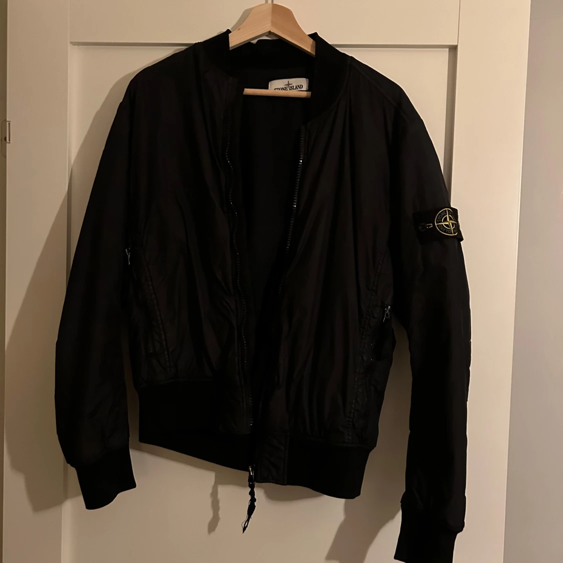 Svart bomberjacka från Stone Island