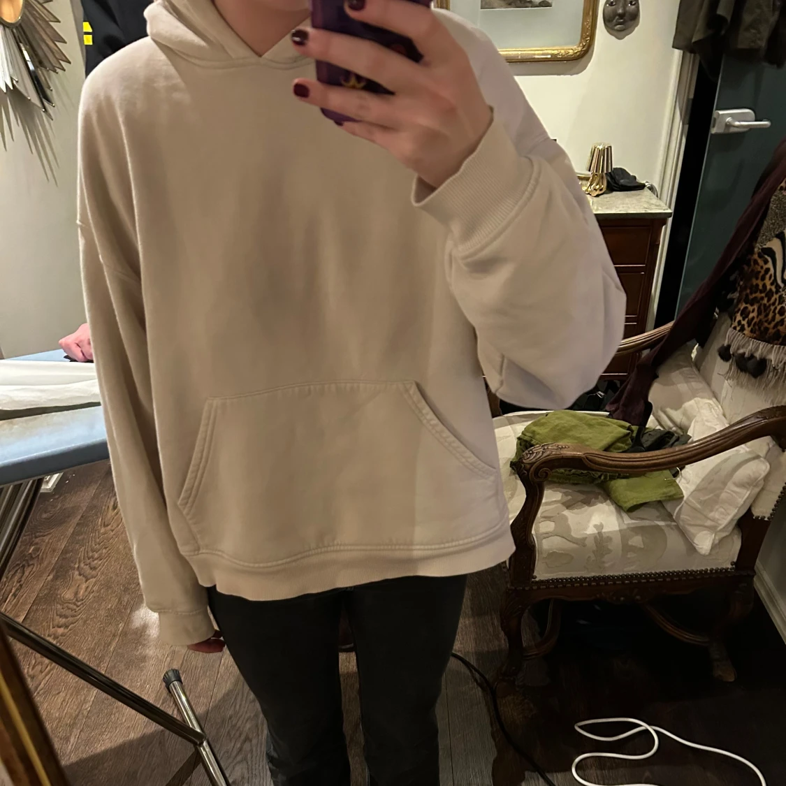 Beige hoodie - 90