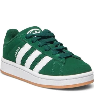 adidas campus grön - Snygga gröna Adidas Campus sneakers med vita ränder och snörning. Perfekta för en avslappnad stil.