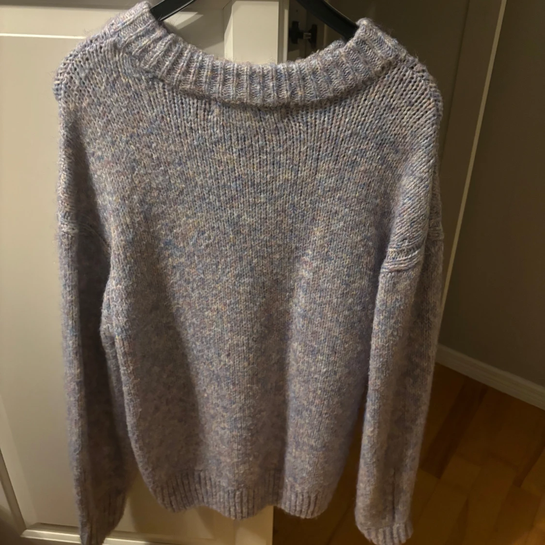 Färgad stickad tröja från Vero Moda - 90