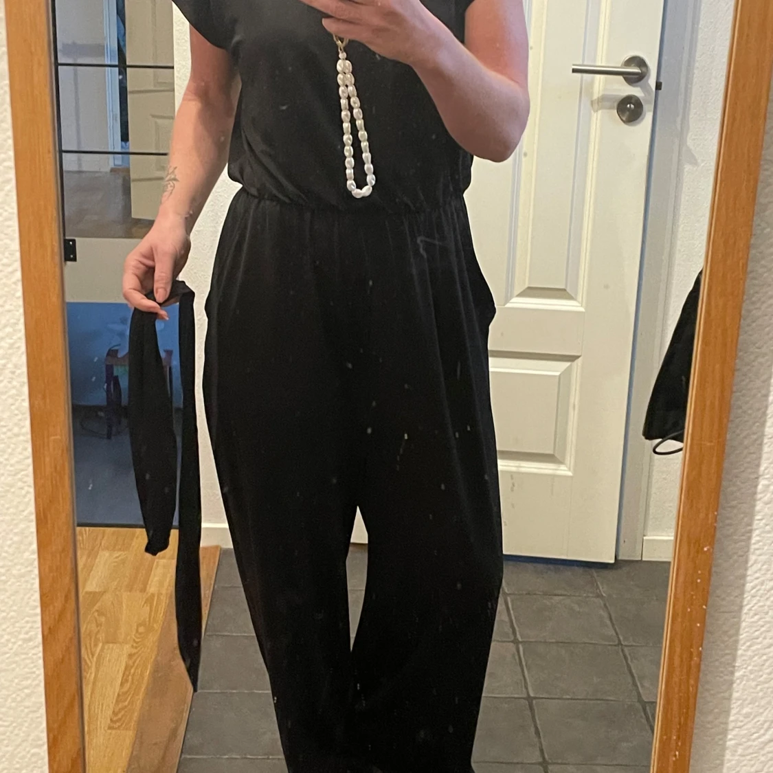 Svart jumpsuit från Lise Sandahl - 90