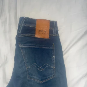 Replay jeans  - Replay jeans i storlek 28 Jätte fint skick och väldigt snygga och clean! 