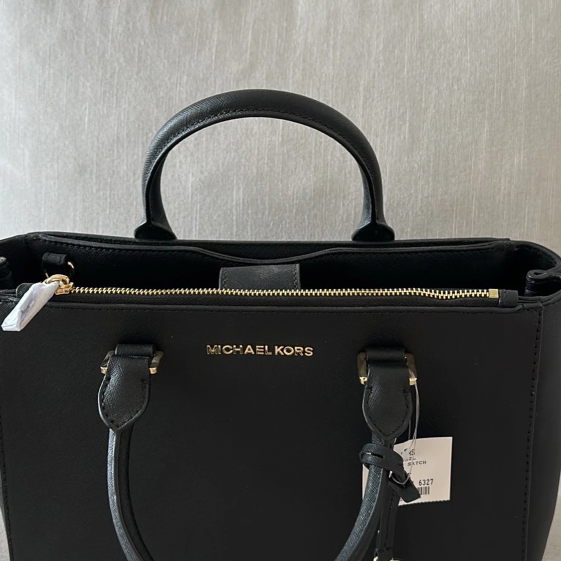 Svart handväska från Michael Kors