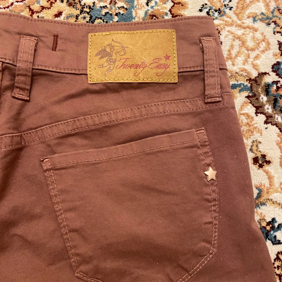 Bruna lowwaisted bootcut byxor från Twenty Easy🤎🥥 💕💗💓 - 92