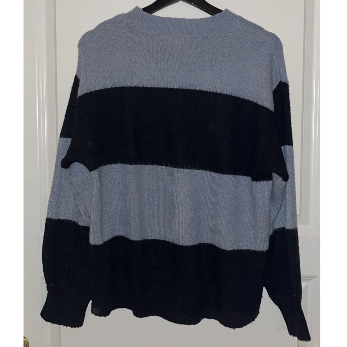 Randig stickad tröja från H&M - 90