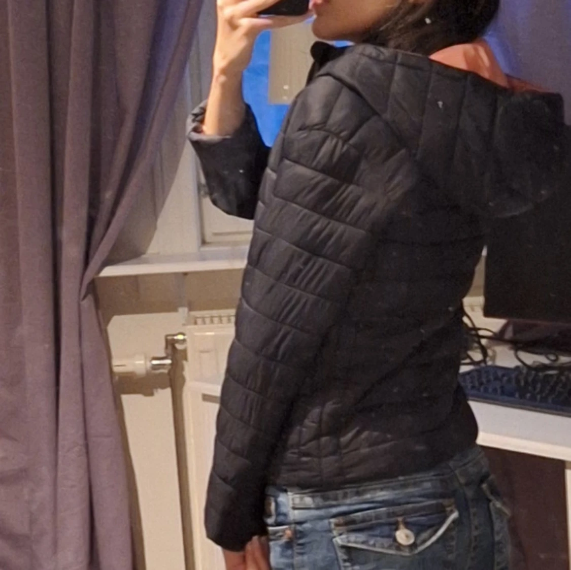 Svart pufferjacka - 90