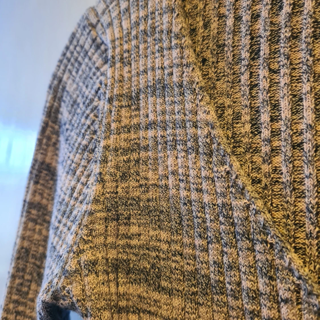 Ribbad tröja från Crocker - 91