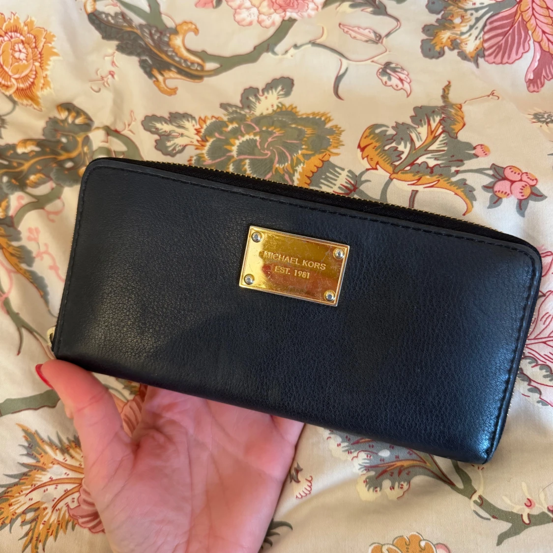 Svart plånbok från Michael Kors - 90