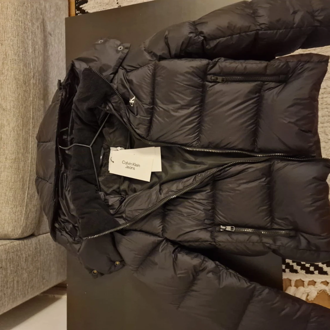 Svart Pufferjacka från Calvin Klein - 1