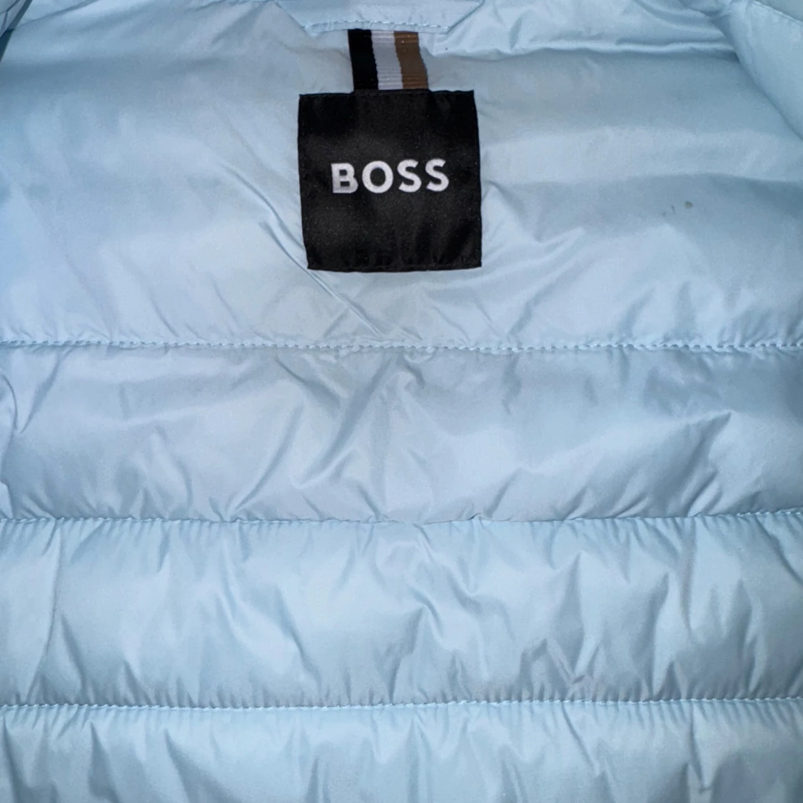 Hugo boss väst  - 90
