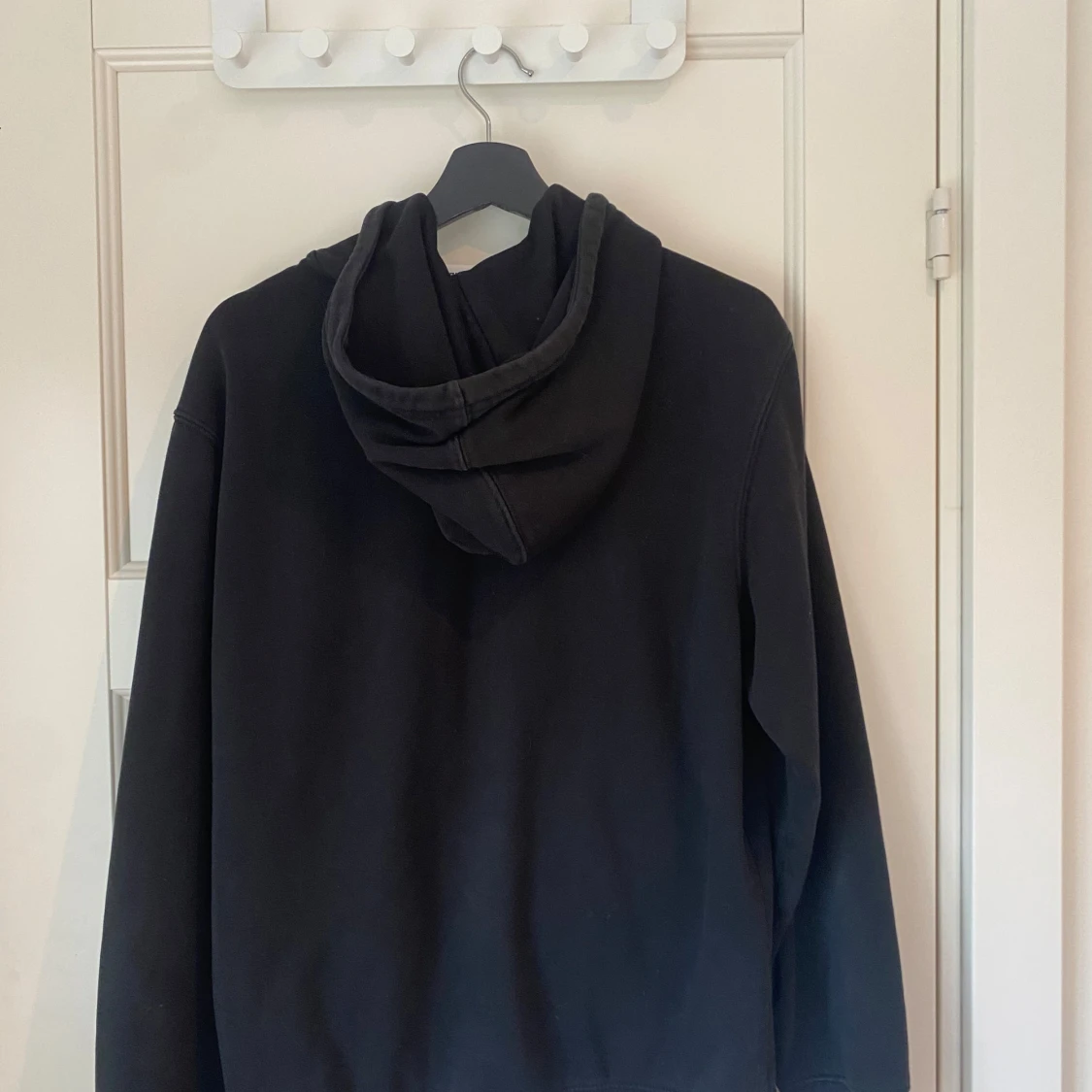 Svart Hoodie Weekday - 90