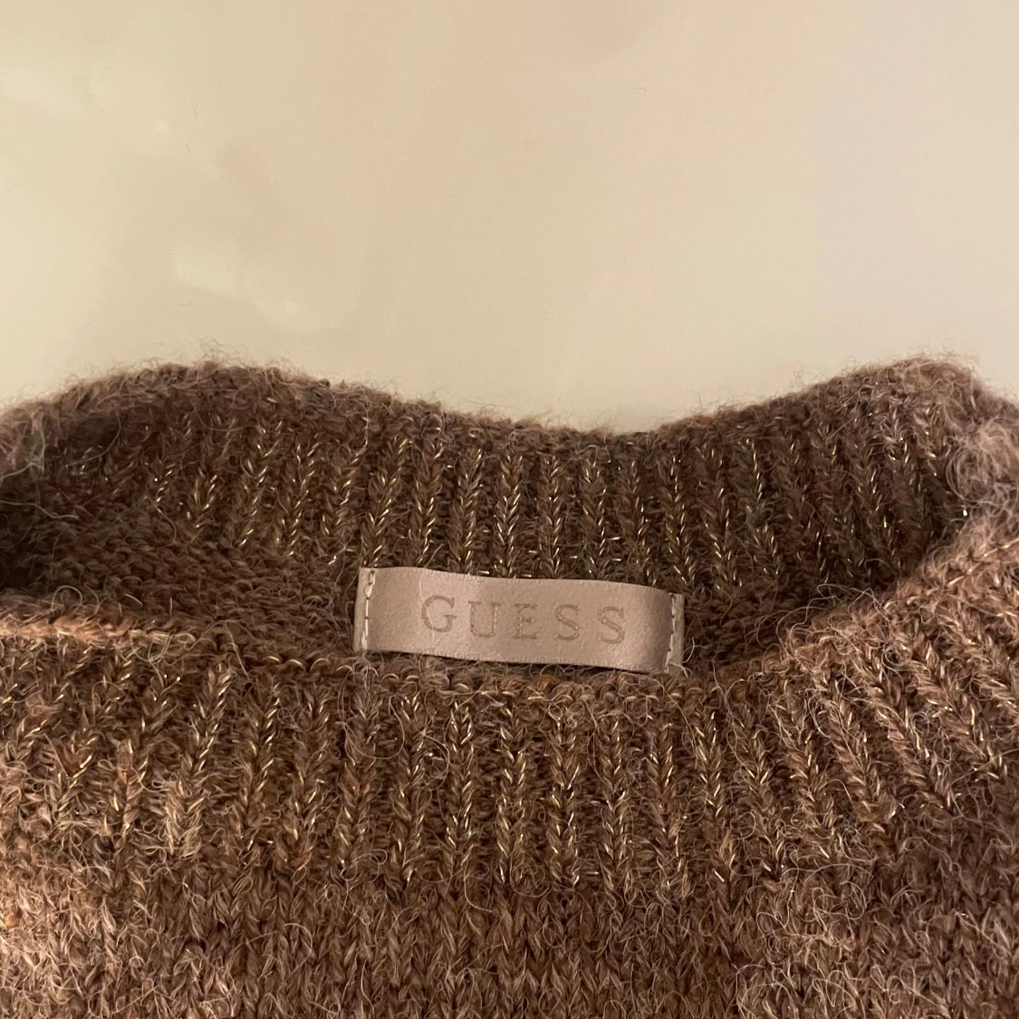 Stickad tröja från GUESS - 92