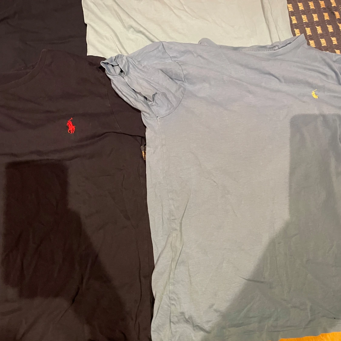 Paket med T-shirts från Ralph Lauren, Lacoste, Peak Performance och Sail Racing - 91