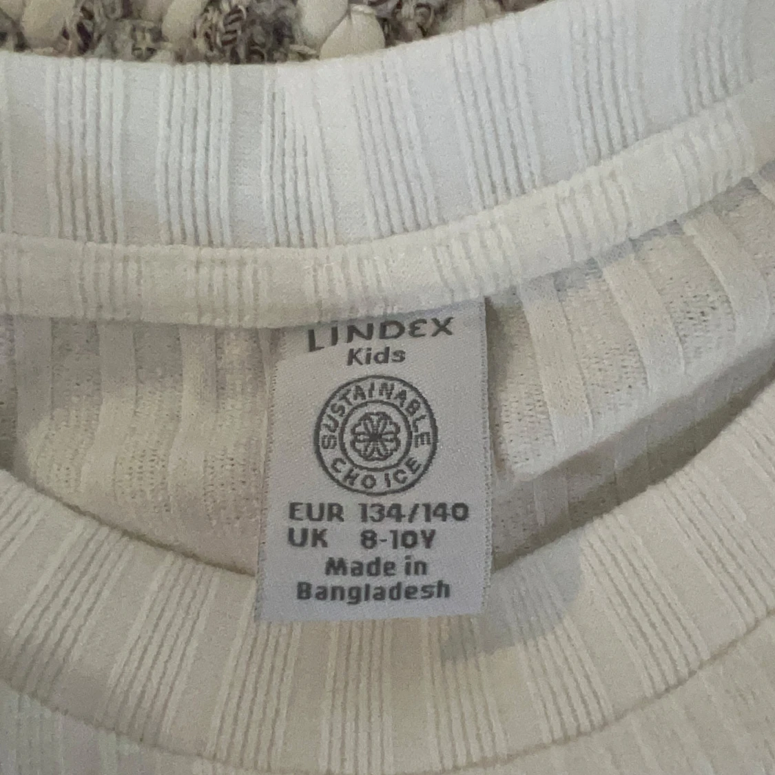 Vit ribbad t-shirt - 93