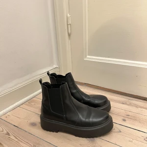 Chunky boots - Snygga och bekväma chunky boots från ASOS. 