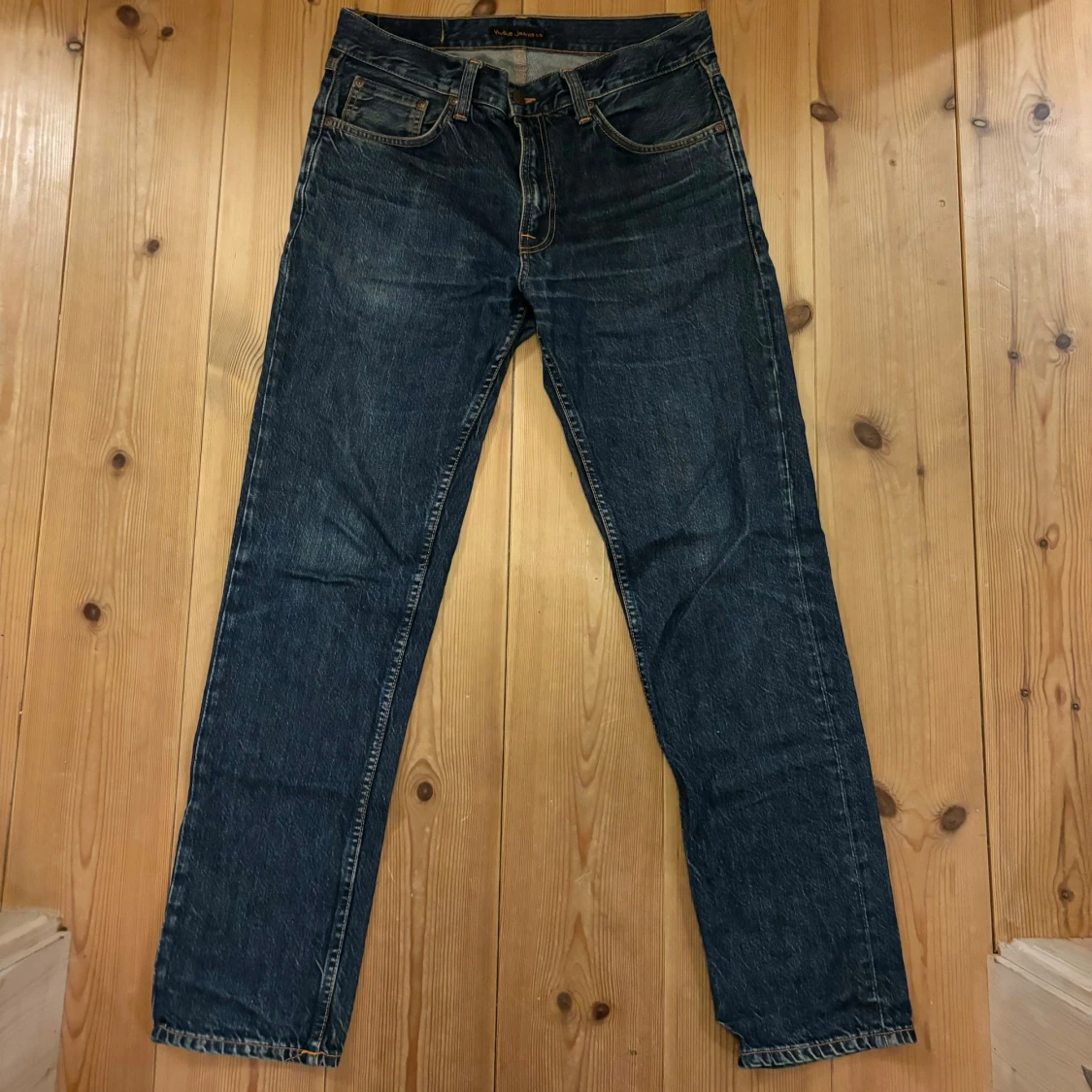 Mörkblå jeans från Nudie Jeans