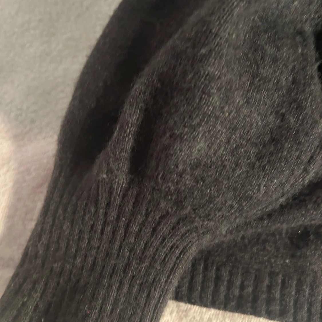 Mörkgrå stickad tröja - 90