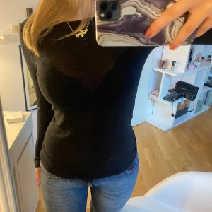 Intimissimi liknande tröja  - Intimissimi liknande tröja från märket Tezenis som är köpt från zalando, nästan oanvänd 