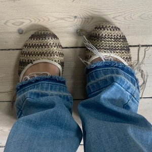 Missoni liknande ballerinaskor - Sötaste ballerinaskorna i glittrigt missoni liknande mönster. Storlek 36✨