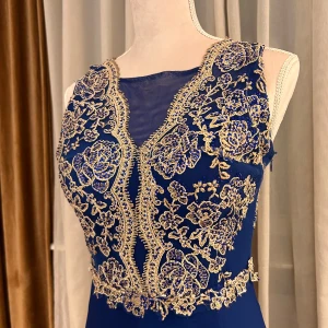 Festklänning 💙 - Bra skick  Storlek S Kemtvättat 