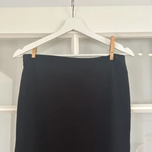 Långkjol - Långkjol med slits, bra skick