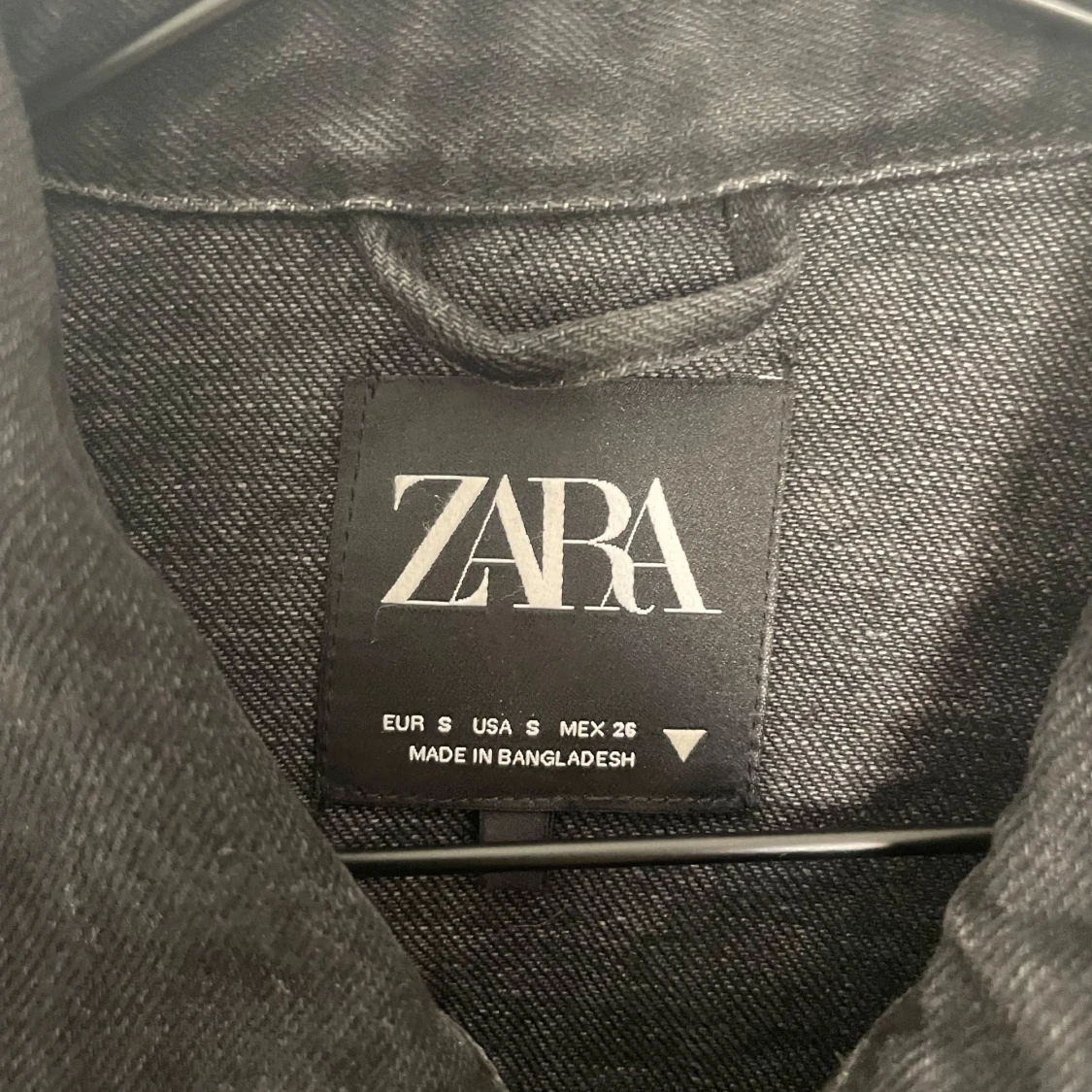 Svart jeansjacka - 92