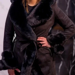 Garoff Jacka  - Köpt förra året , sparsamt använd och väldigt bra skick 