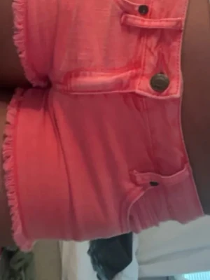 Shortsss - Söta rosa shorts från HM