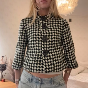 Rutig vårjacka - Så snygg jacka! Älskar detta mönstret💛💛💛