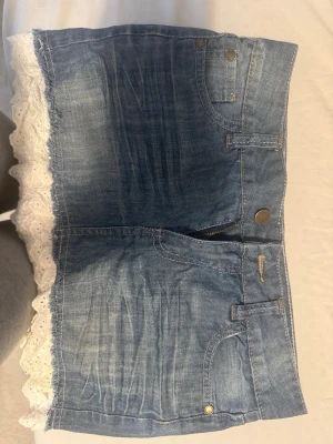 volang jeans kjol - superfin!