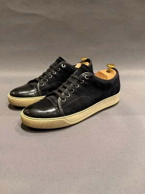 Lanvins - Storlek UK 8 vilket motsvarar 42-43, mycket bra skick