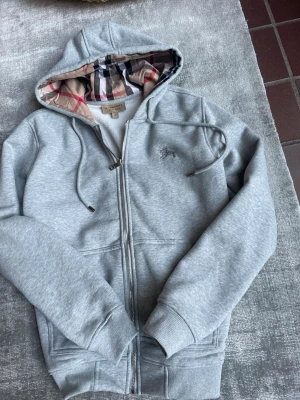 Burberry hoodie - Burberry hoodie, size s