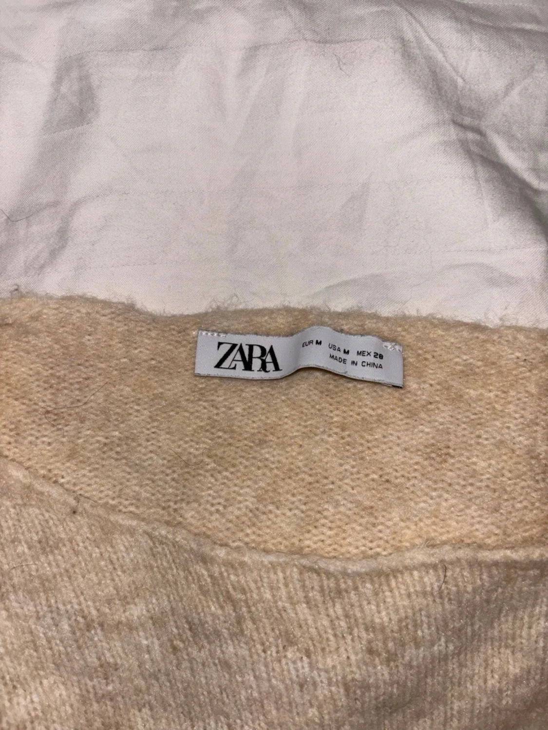 Beige croppad stickad tröja - 2