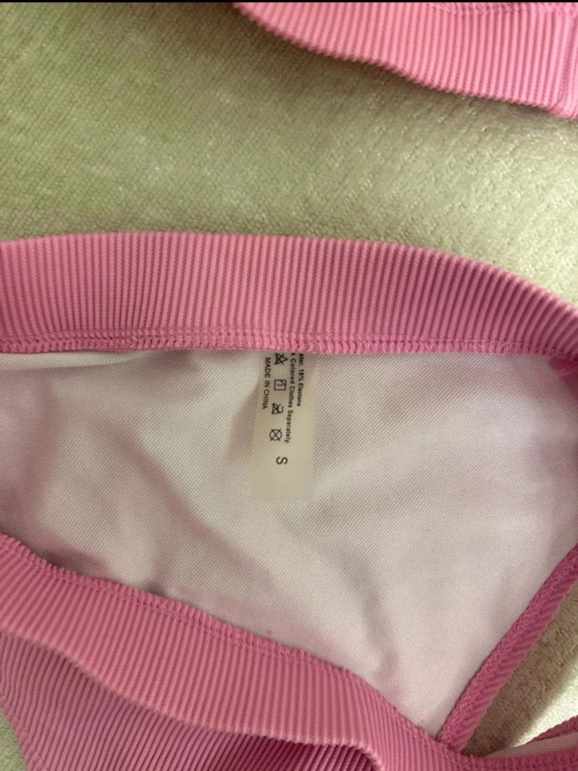 Rosa ribbad bikini med smala axelband - 3