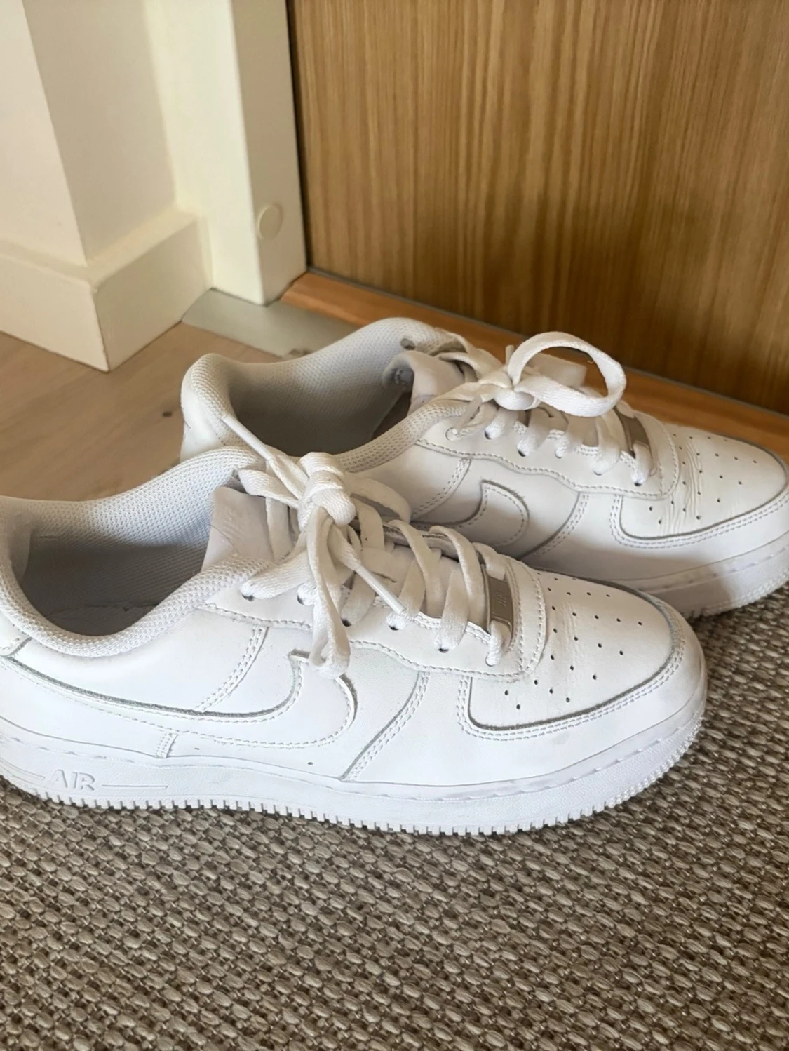 Vita Nike Air Force 1 sneakers