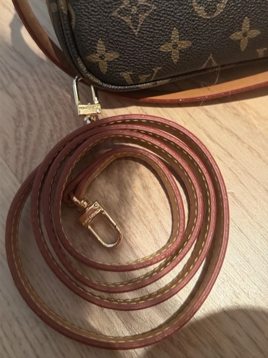 monogram pochette - 1