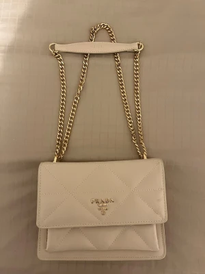 Beige väska - Helt ny!