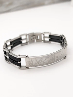 Stålarmband "Blaze one" med svarta detaljer länk armband  - Coolt armband i rostfritt stål från Blackzone med svarta detaljer och graverad logga på plattan. Armbandet har en robust design med dubbla svarta länkar och dekorativa mönster på sidorna. Perfekt accessoar för en edgy stil.