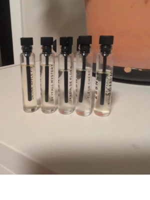 5 ESSNCE prover  - 5 små prover från ESSNCE 