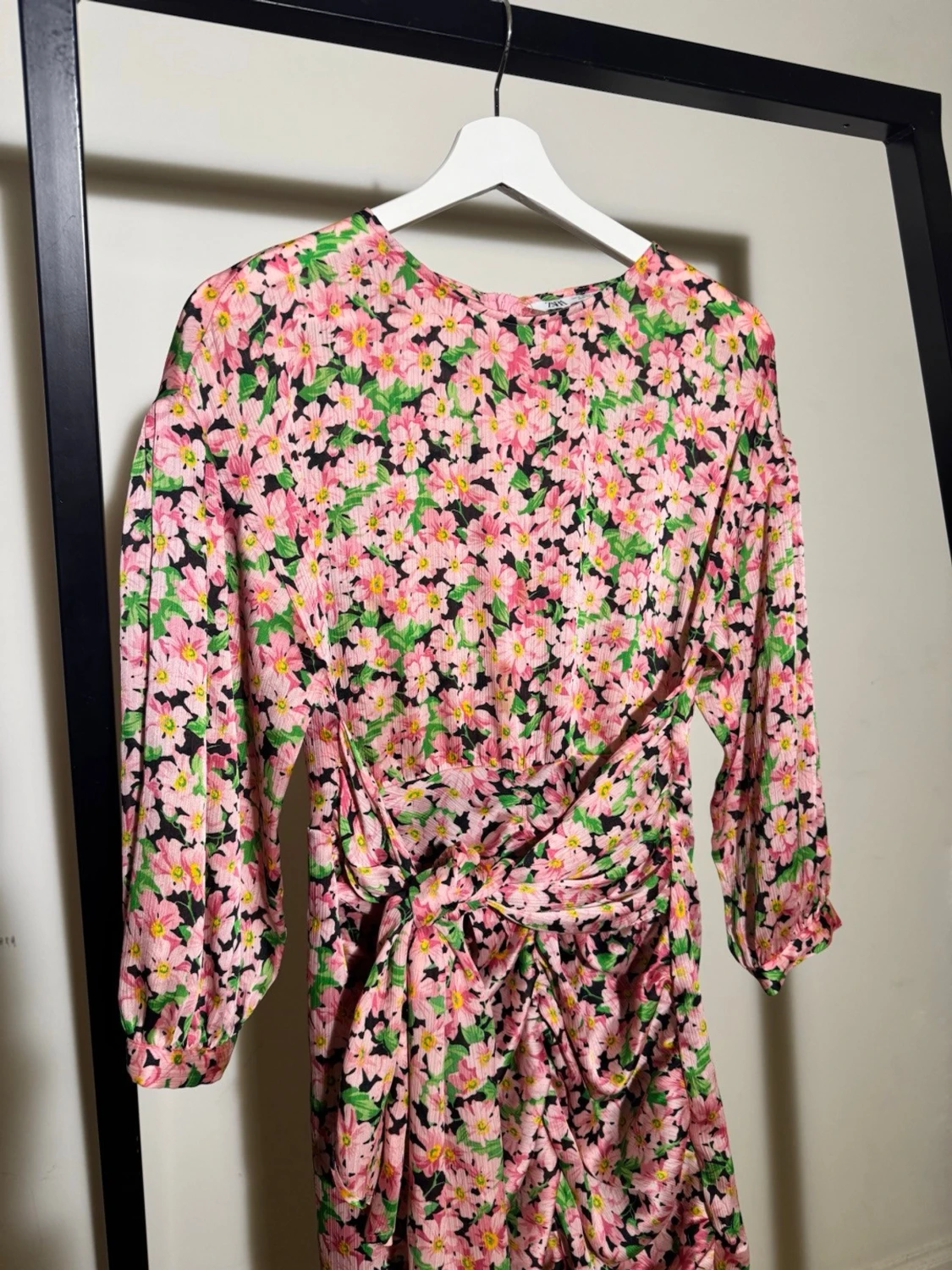 Blommig kortklänning från Zara - 2