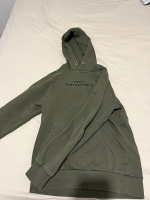 Peak perfomance hoodie - Peak perfomance hoodie