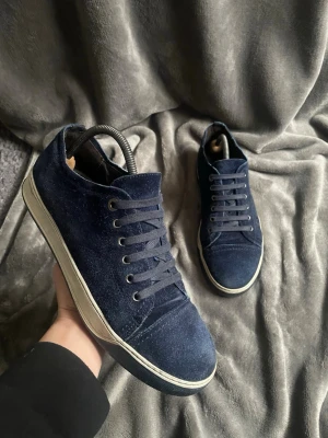 Lanvins  - Feta Lanvins! ⚜️ Storlek 42, passar också 41!  Väldigt bra skick, priset kan diskuteras! 🤩