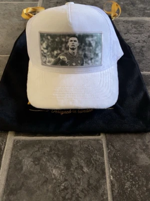 Ronaldo Frotté keps - Ronaldo frotté keps, helt ny, justerbar storlek