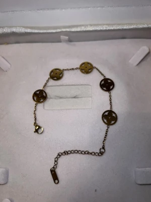 Halsband o Armand  - 100kr/st & 150kr för båda