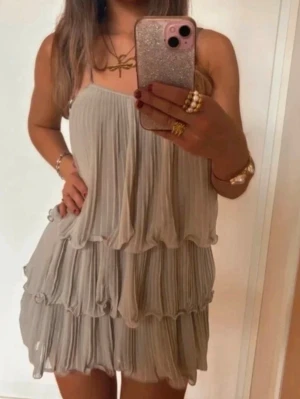 Klänning - Storlek s från H&M! 