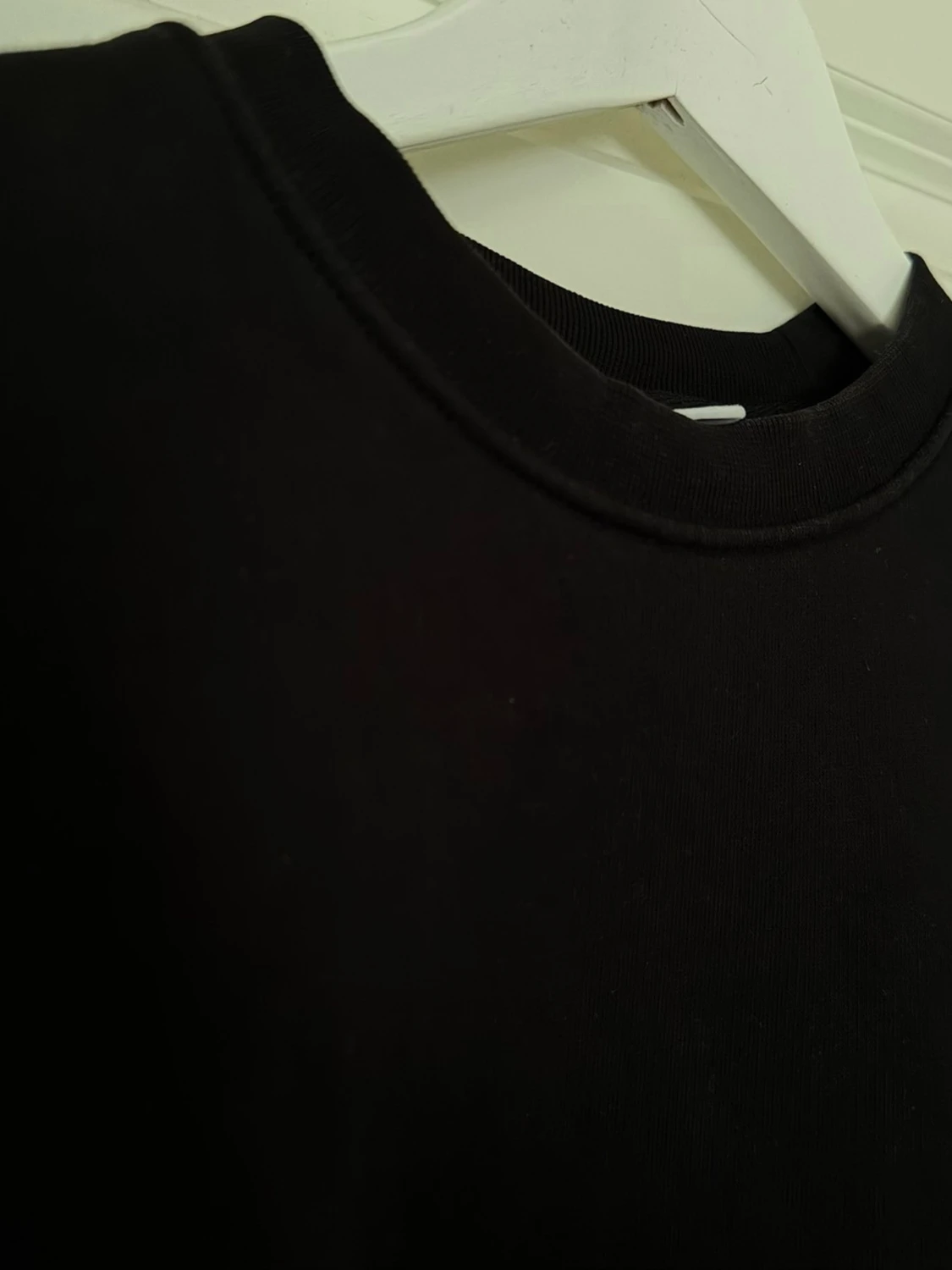 Svart basic sweatshirt från Zara - 1