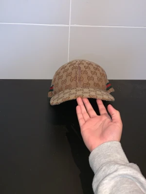GG keps - GG keps använt den två gånger nästan ny