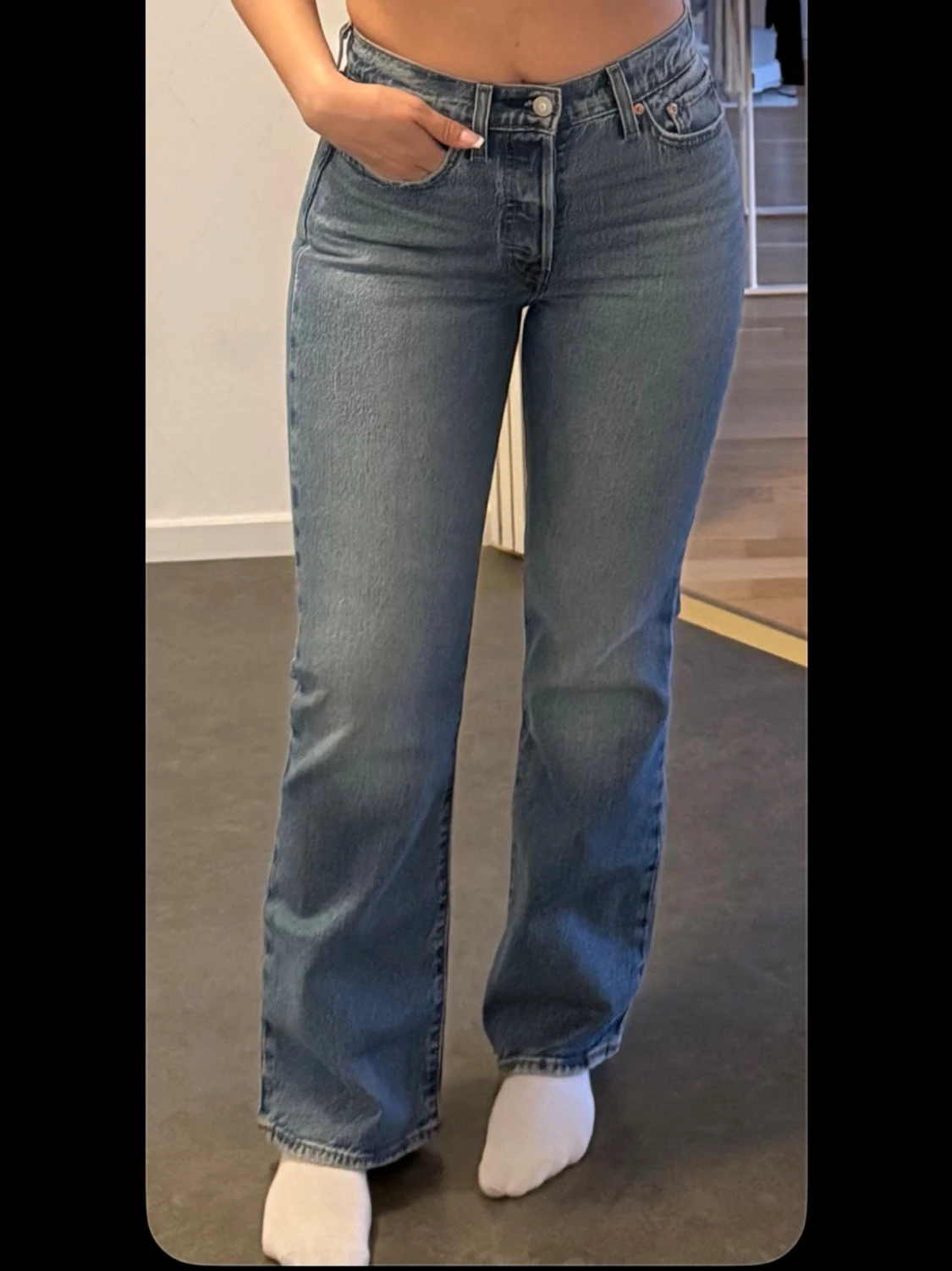 Levi's blåa jeans (raka).